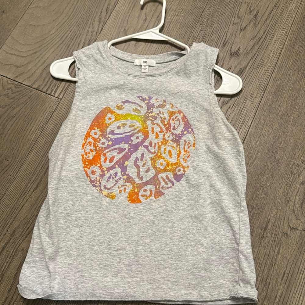 Muscle tank tee